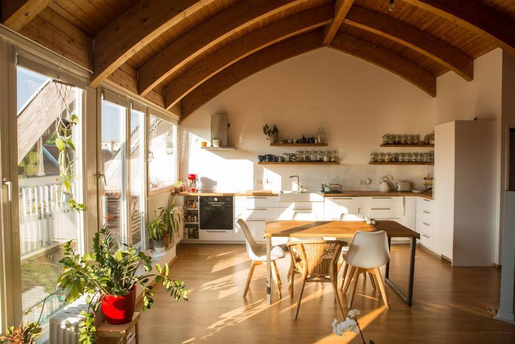 Penthouse + 2 Balconies & Terrace *